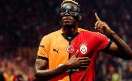 Osimhen: “Napol ile anlaşın, tamamdır”