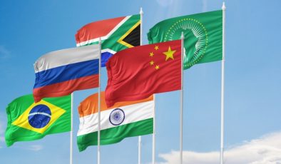 Trump’tan BRICS ülkelerine tehdit